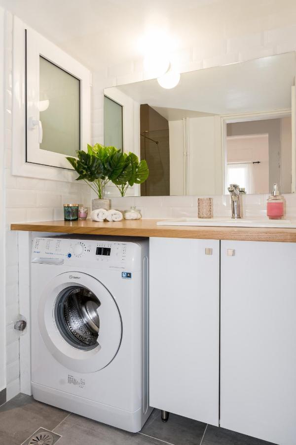 Wide Comfy Studio Apartment Centrally Located In Thissio Atenas Exterior foto